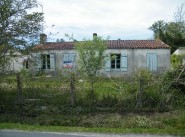 Casa di villaggio / città Saint Vivien De Medoc